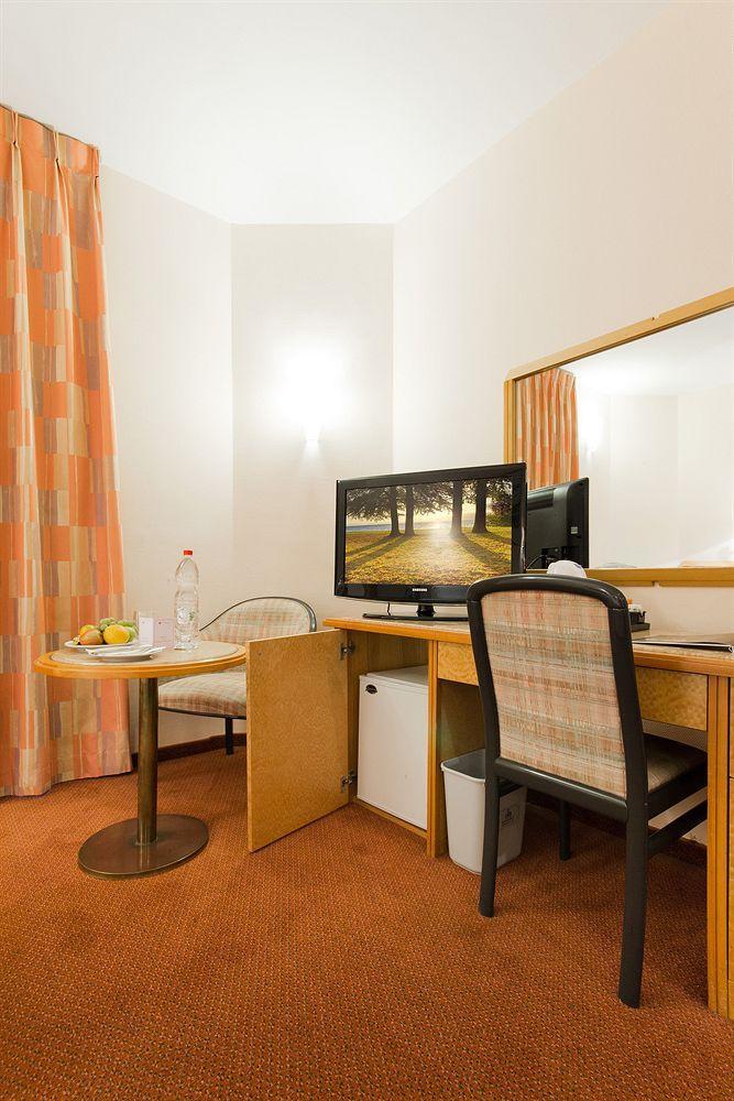 Royal Wing Hotel Jeruzalem Buitenkant foto